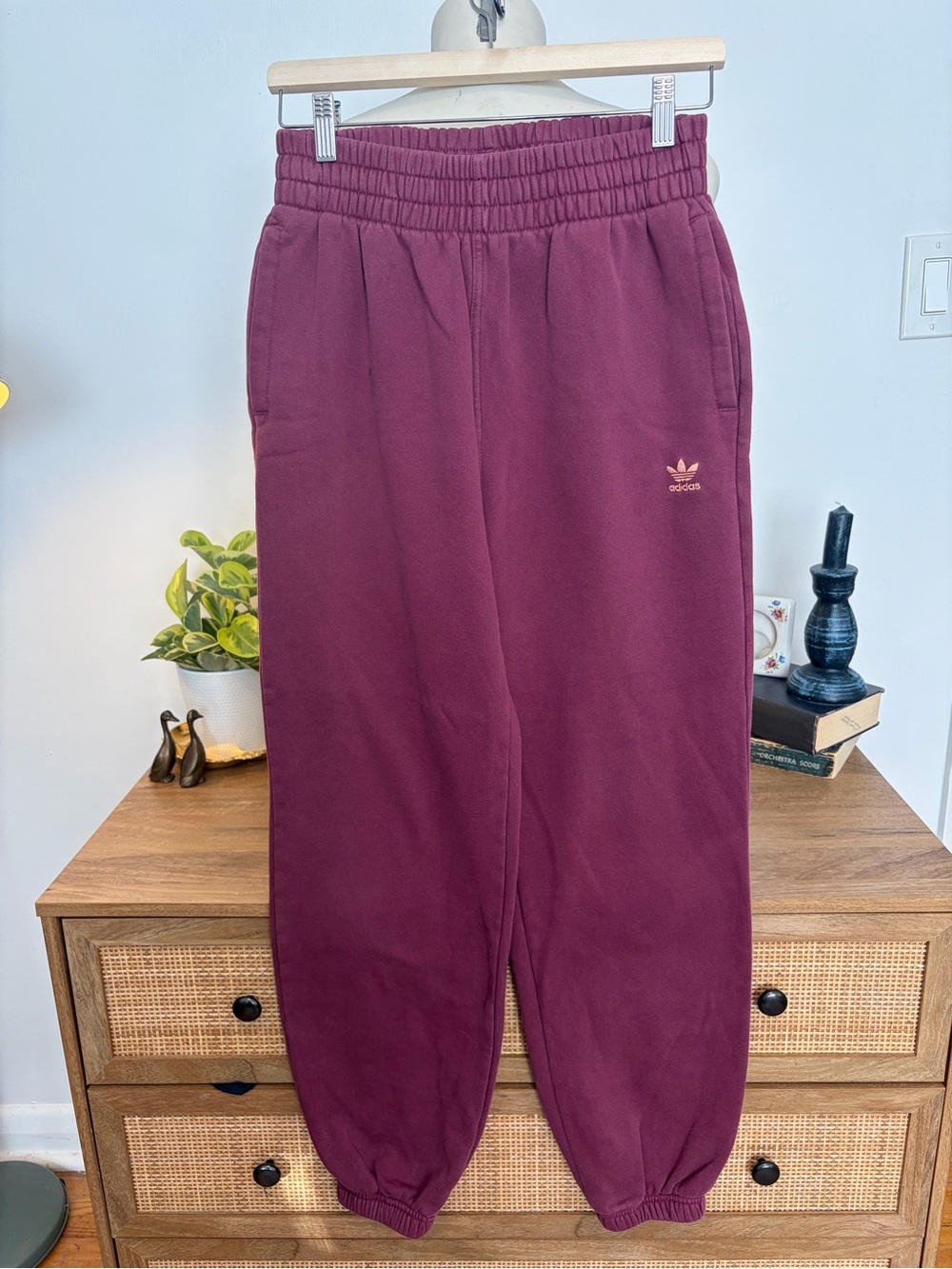 ADIDAS Originals Maroon Fleece Trefoil Jogger Sweatpants - Size M